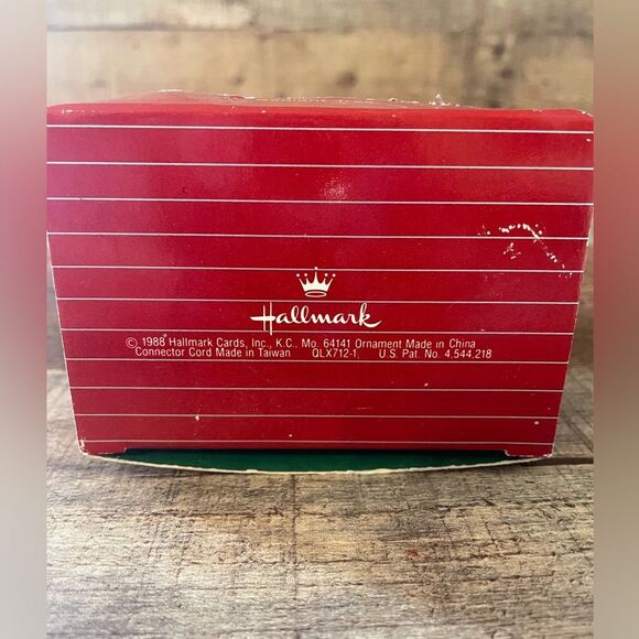 Hallmark 1988 Brass Magic Radiant Tree with Doves Keepsake Ornament In Box - Picture 7 of 11